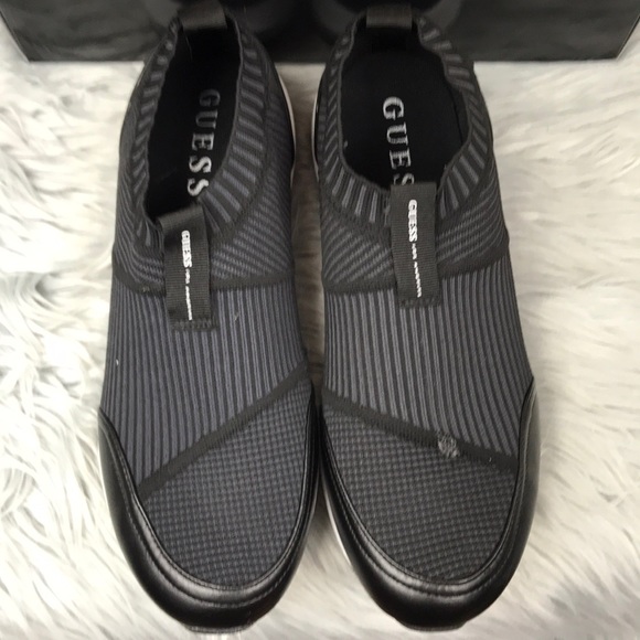 Guess Zoid Shoes - Picture 4 of 9